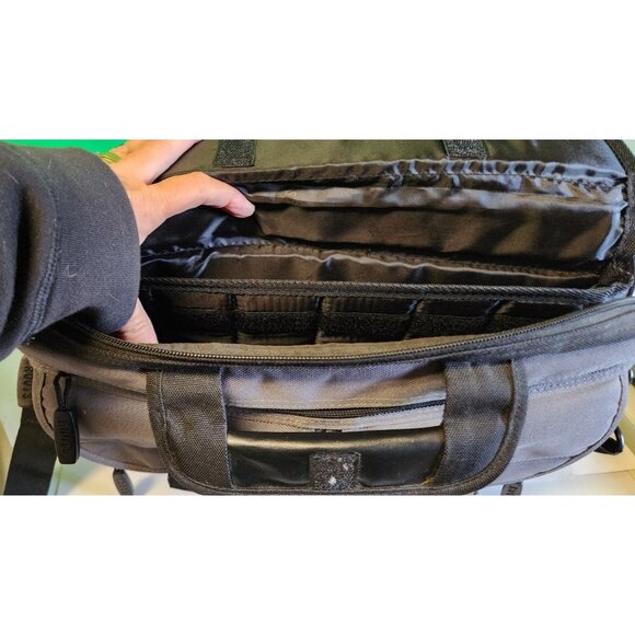 Vintage Like New Roots 73 Flannel Collection Messenger/Laptop Bag - Picture 14 of 14